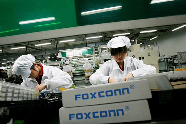 Najveća svjetska tvornica iPhonea u Zhengzhouu žuri da ponovo zaposli kako bi zadovoljila veliku potražnju